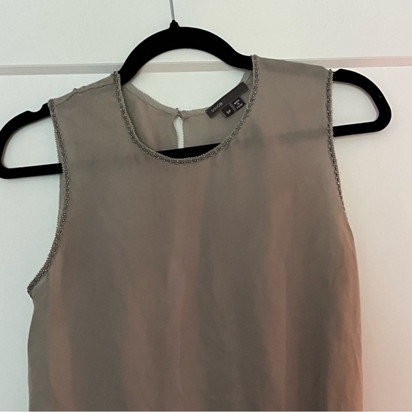 Vince Taupe 💯 Silk Minimalist Blouse with beaded Trim - Picture 4 of 8